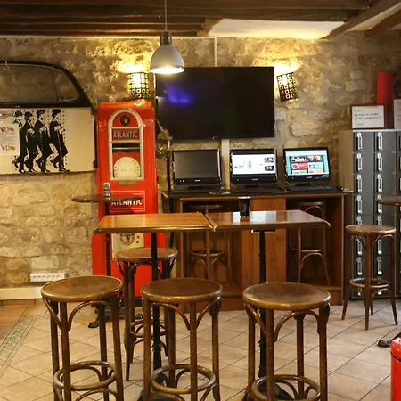 Ostello Woodstock Montmartre By Hiphophostels Parigi