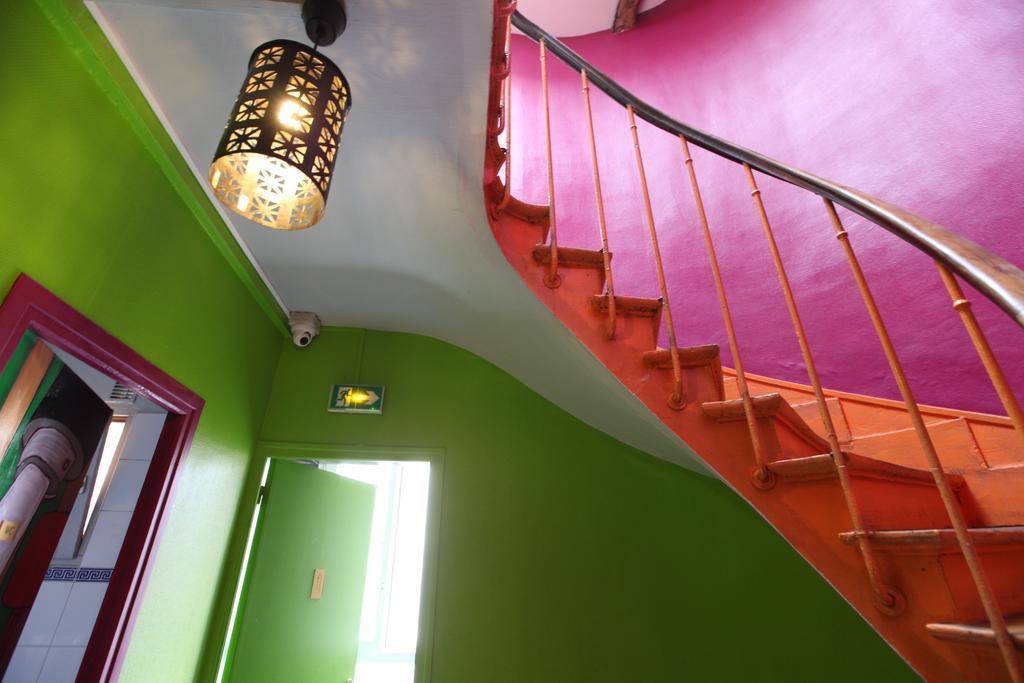 Woodstock Montmartre By Hiphophostels *