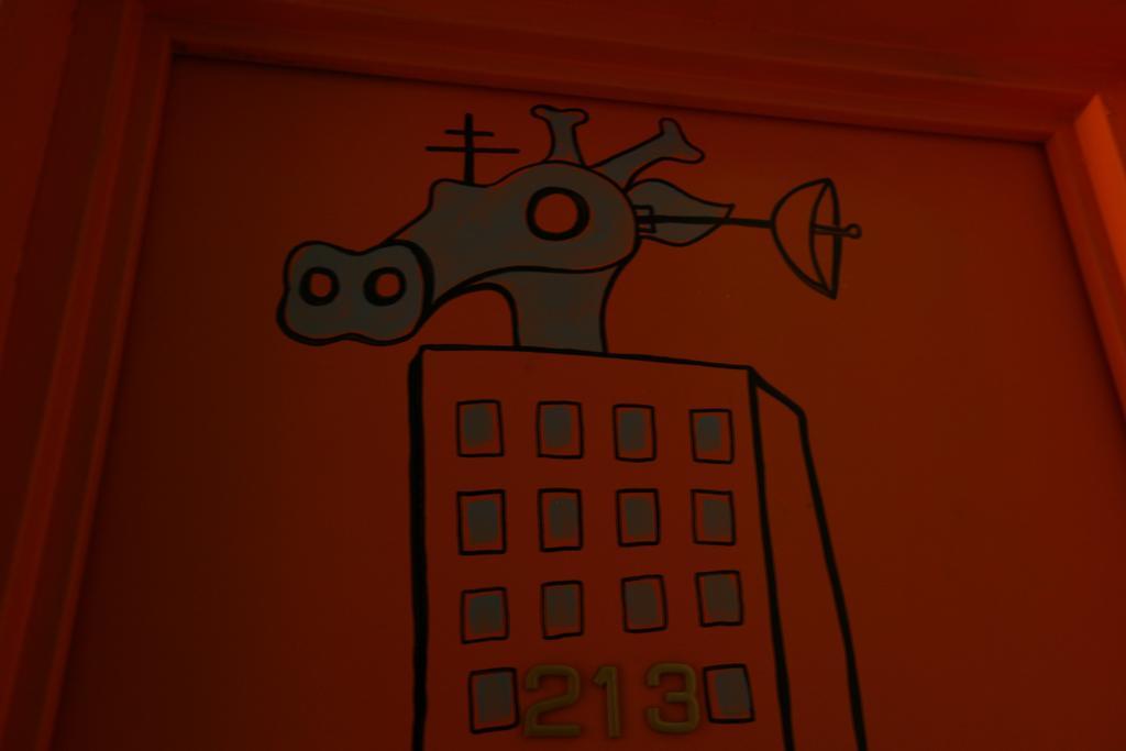 Hostel Woodstock Montmartre By Hiphophostels Paris