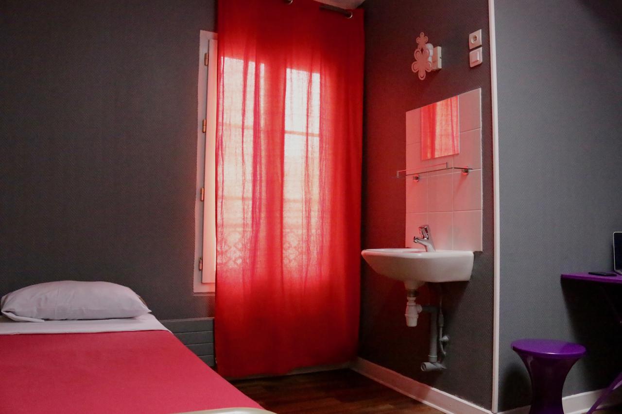 Hostel Woodstock Montmartre By Hiphophostels Paris