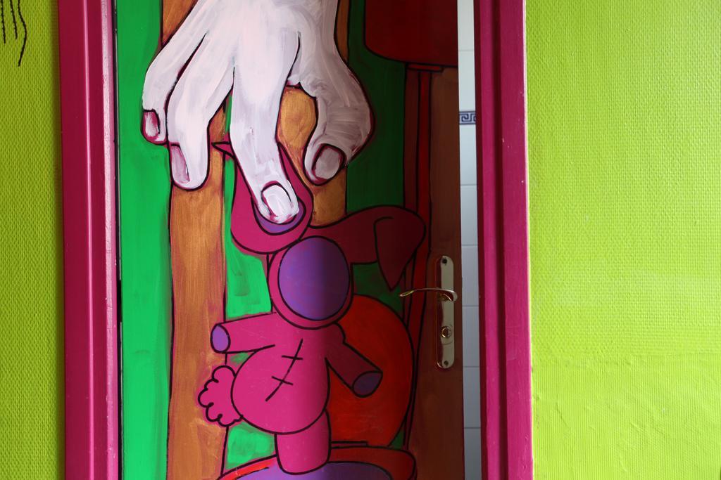 Woodstock Montmartre By Hiphophostels Parigi