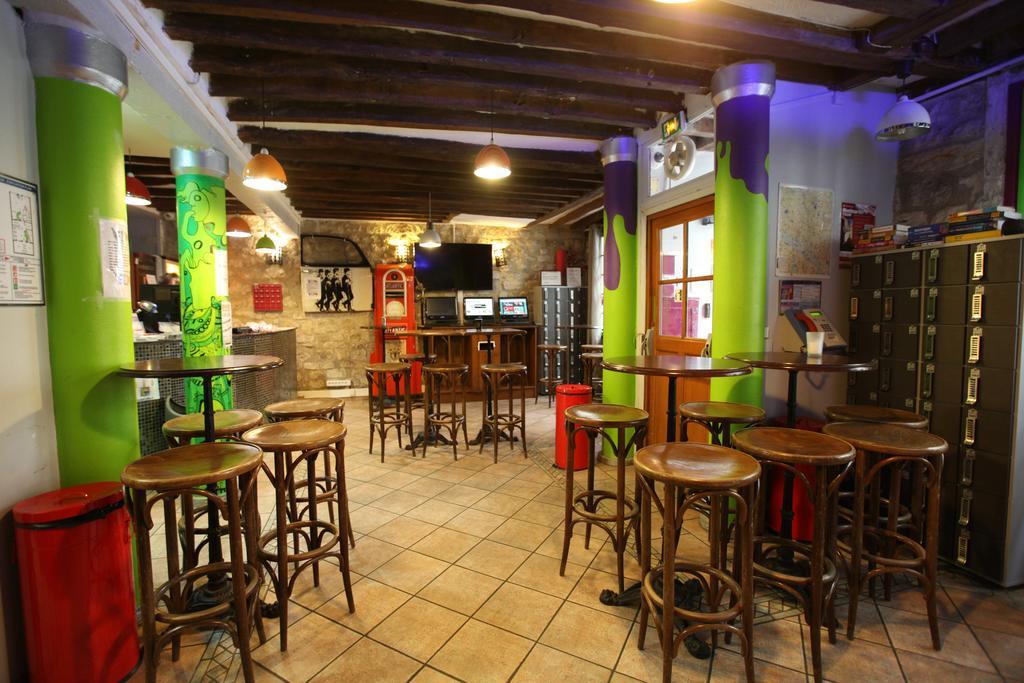 Woodstock Montmartre By Hiphophostels Parigi